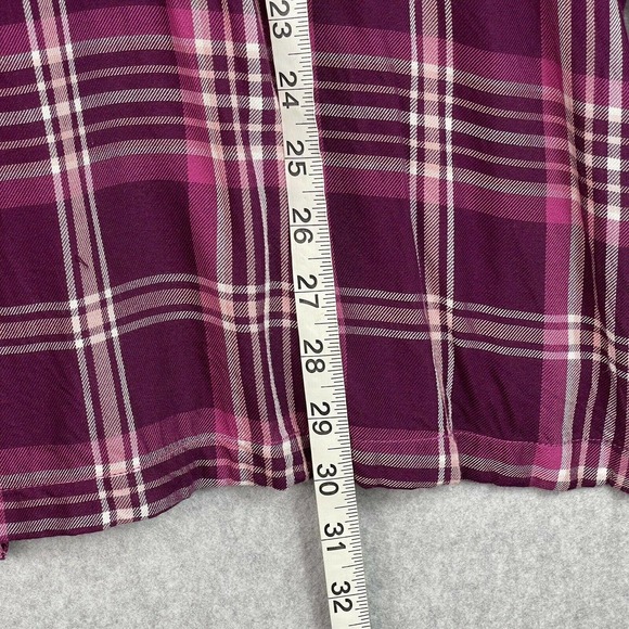 SIMPLY EMMA Plus Woman Size 2X Purple Plum Plaid Blouse Sparkle Tab Sleeve - Picture 11 of 12